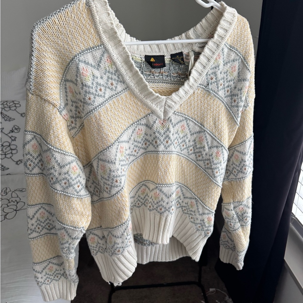 Spring Vintage Style Sweater